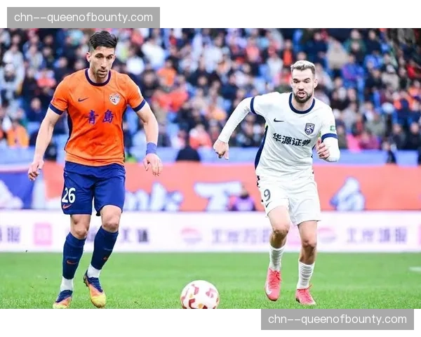 武汉三镇阵容隐患:新帅莫拉能否快速适应中超节奏待观察 武汉三镇阵容隐患:新帅莫拉能否快速适应中超节奏待观察